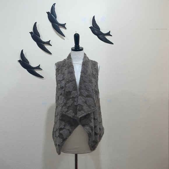 Anthropologie Elevenses Pelange Brown Faux Fur Open Front Vest - S - Picture 2 of 11